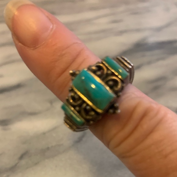 Sterling Silver & Turquoise Ring - Picture 6 of 6